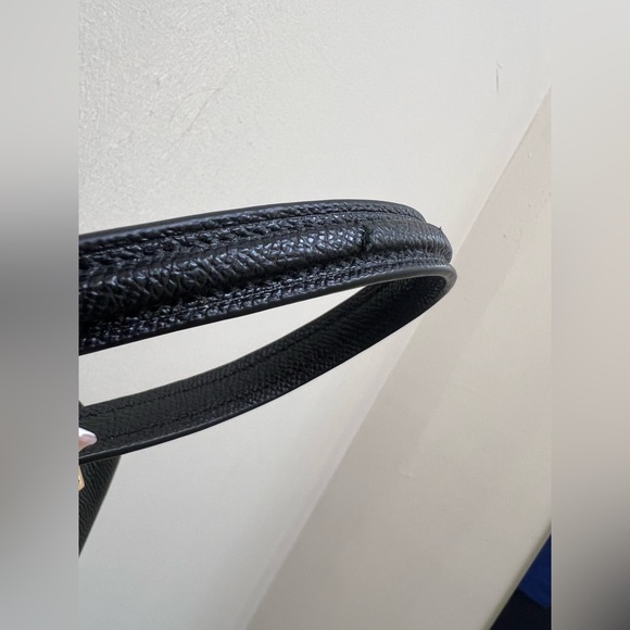 Coach Black Leather hand Bag - EXCELLENT CONDITION! - Picture 4 of 7